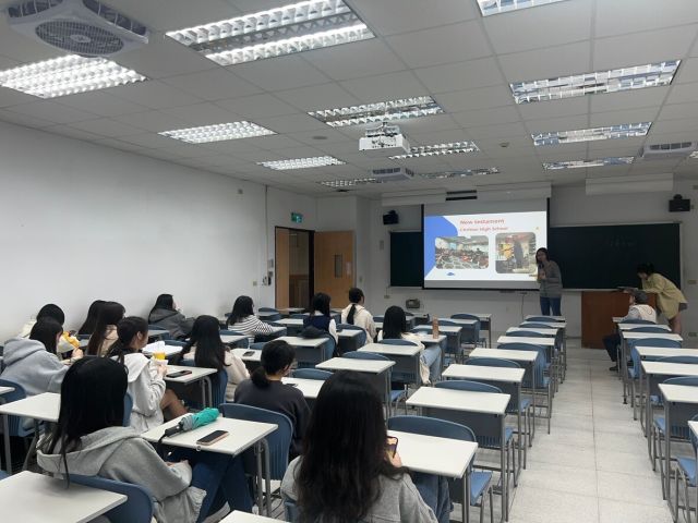 LINE_ALBUM_202534_250304_57